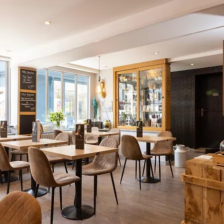 Le Dauphin 3* Honfleur