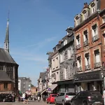 Le Dauphin 3* Honfleur