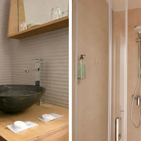 Le Dauphin Les Loges Hotel 3*