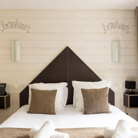 Le Dauphin Отель 3*