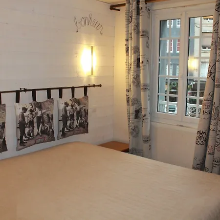 Le Dauphin Les Loges 3* Honfleur