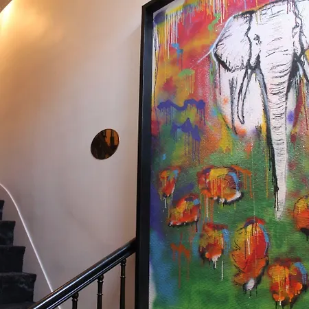 Le Dauphin Les Loges