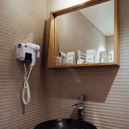 Le Dauphin Les Loges