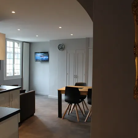 Le Dauphin Les Loges Honfleur