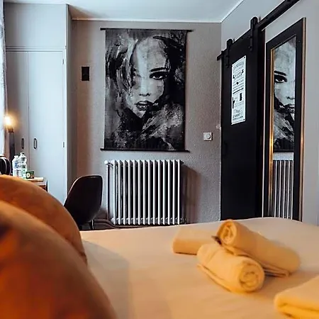 Le Dauphin Hotel Honfleur