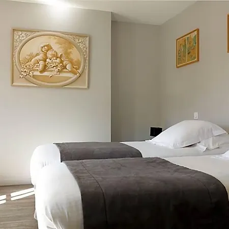Le Dauphin Hotel 3*