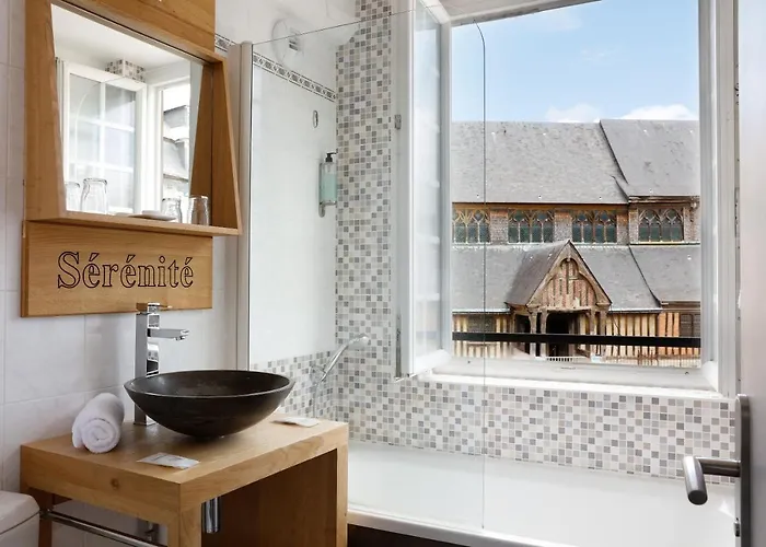 Le Dauphin Hotel Honfleur