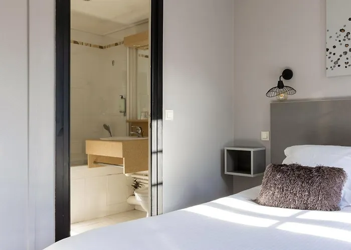 Отель Le Dauphin