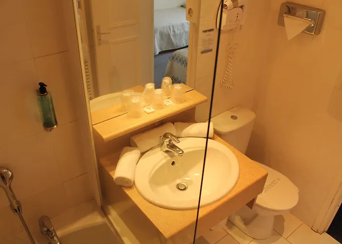 Le Dauphin Отель