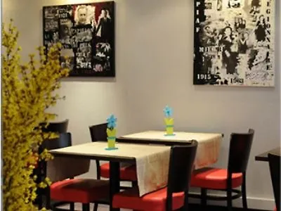 Le Dauphin Онфлёр